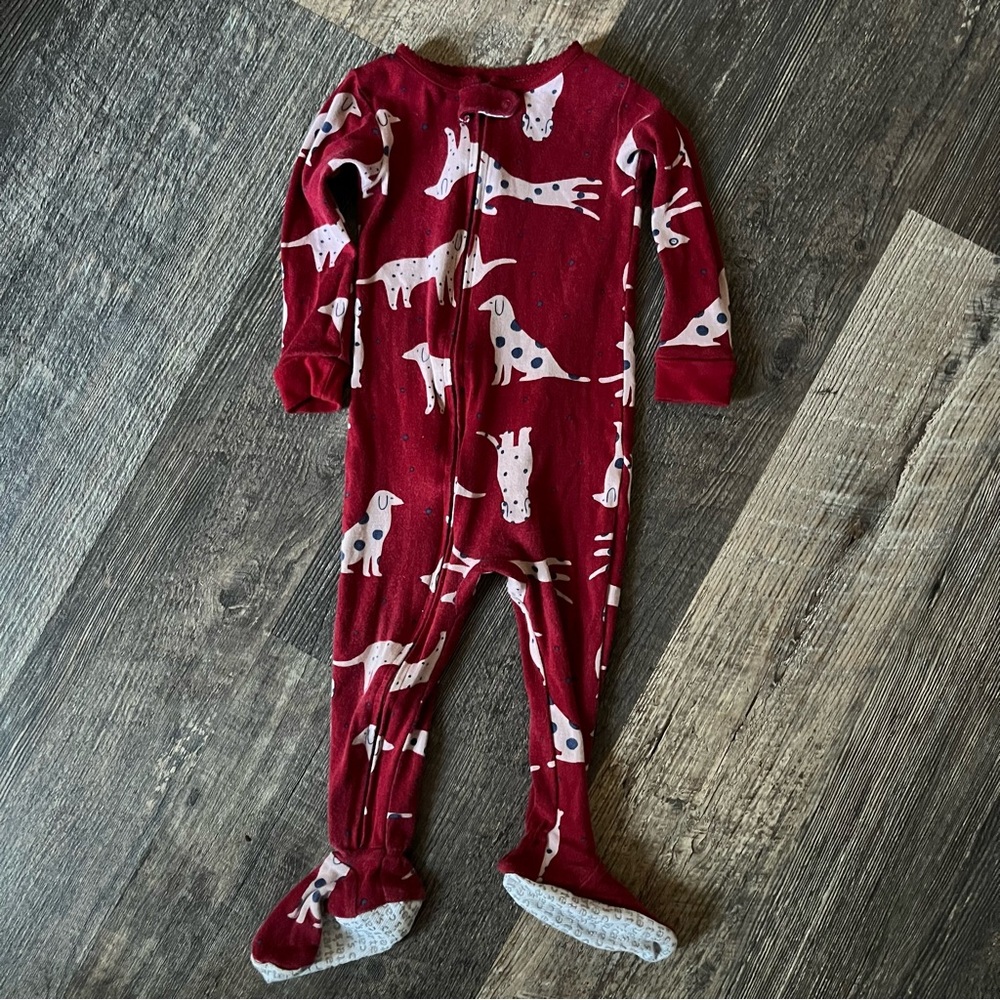 Carter's pajamas size 18 months
